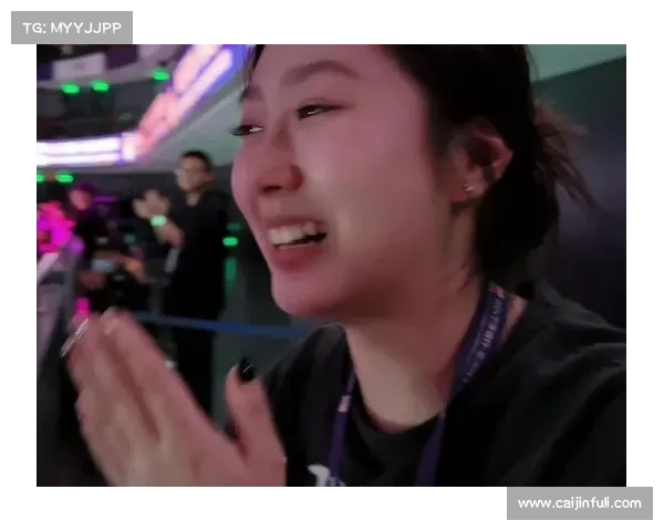 李诗沣夺冠后归国,全力强化体能训练 李诗沣夺冠后归国,全力强化体能训练